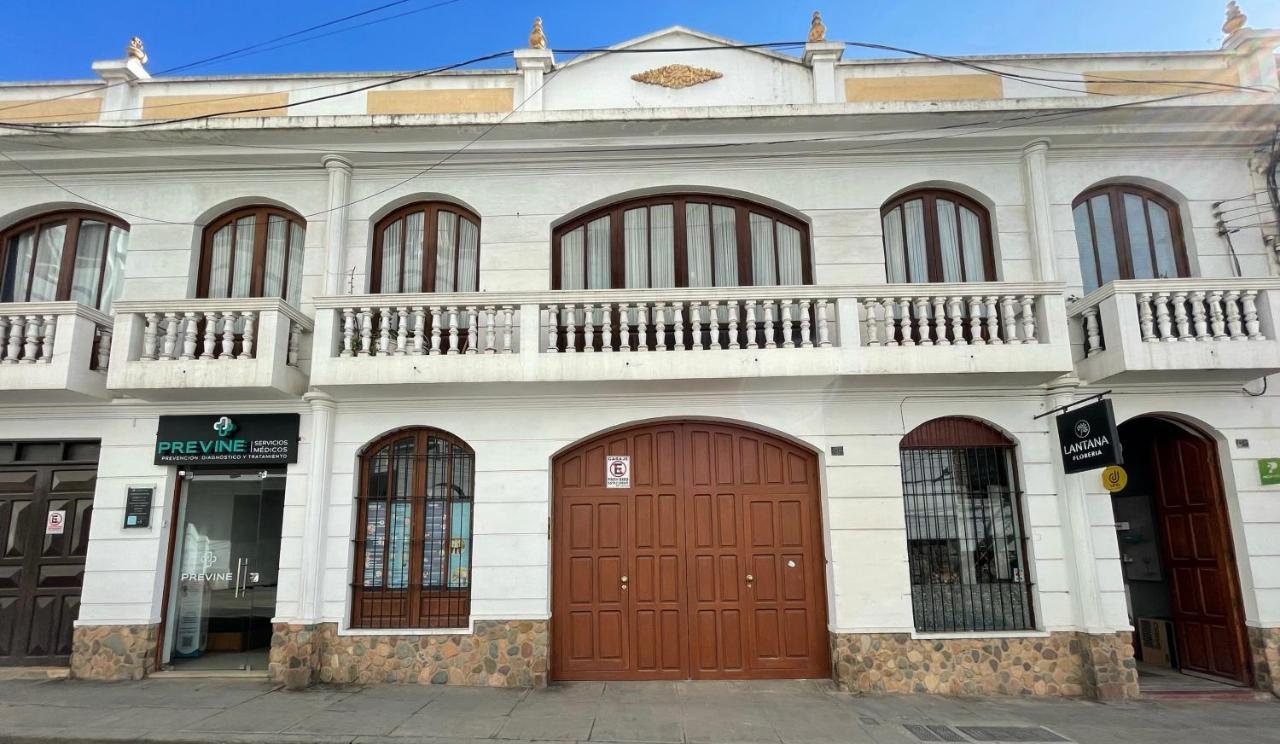Hospedaje Sarabia Сукре Екстериор снимка